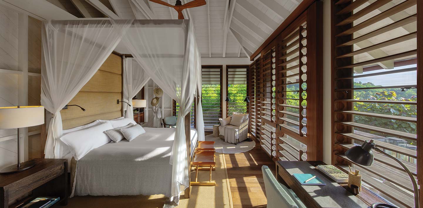 The luxury bedroom interior of Tres Palmas, a luxury two bedroom villa at Islas Secas resort | Islas Secas