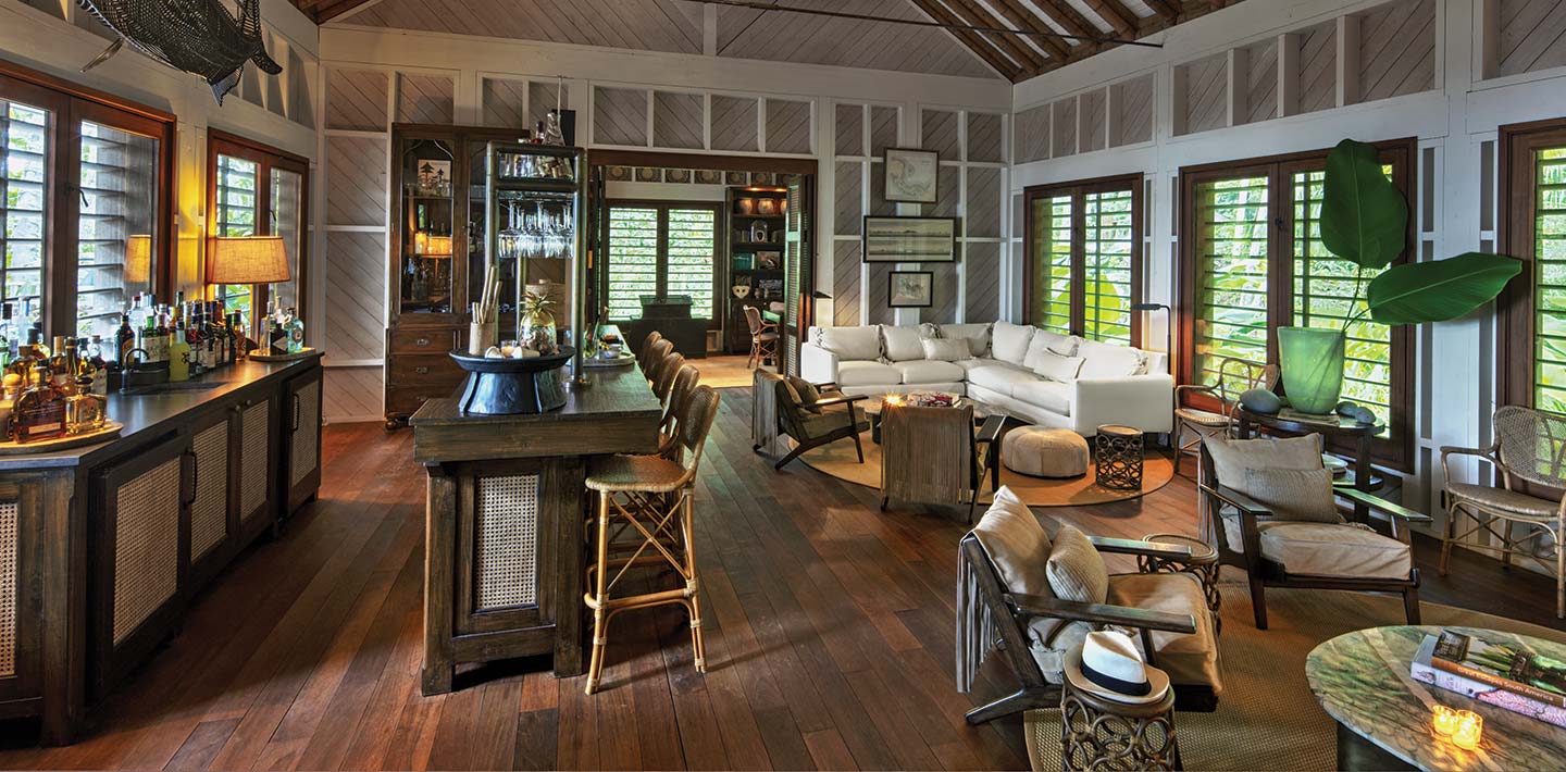 The interior of the Balboa bar at Islas Secas resort has a relaxed atmosphere and while maintaining a traditional Latin vibe | Islas Secas